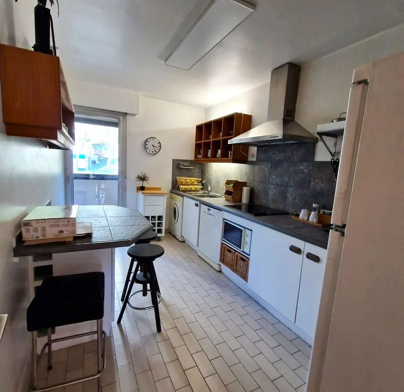 Appartement T4 de 89 m² à Toulon Est avec terrasse et parking 