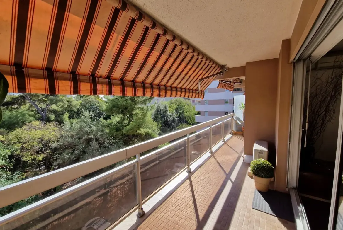Appartement T4 de 89 m² à Toulon Est avec terrasse et parking 