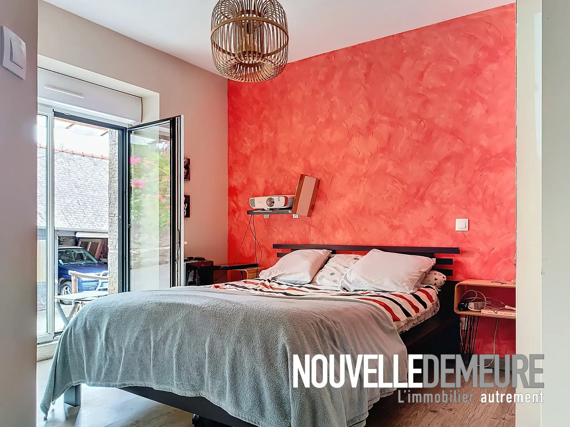 Longère à vendre à Saint Etienne en Cogles - 3 chambres et grand terrain 
