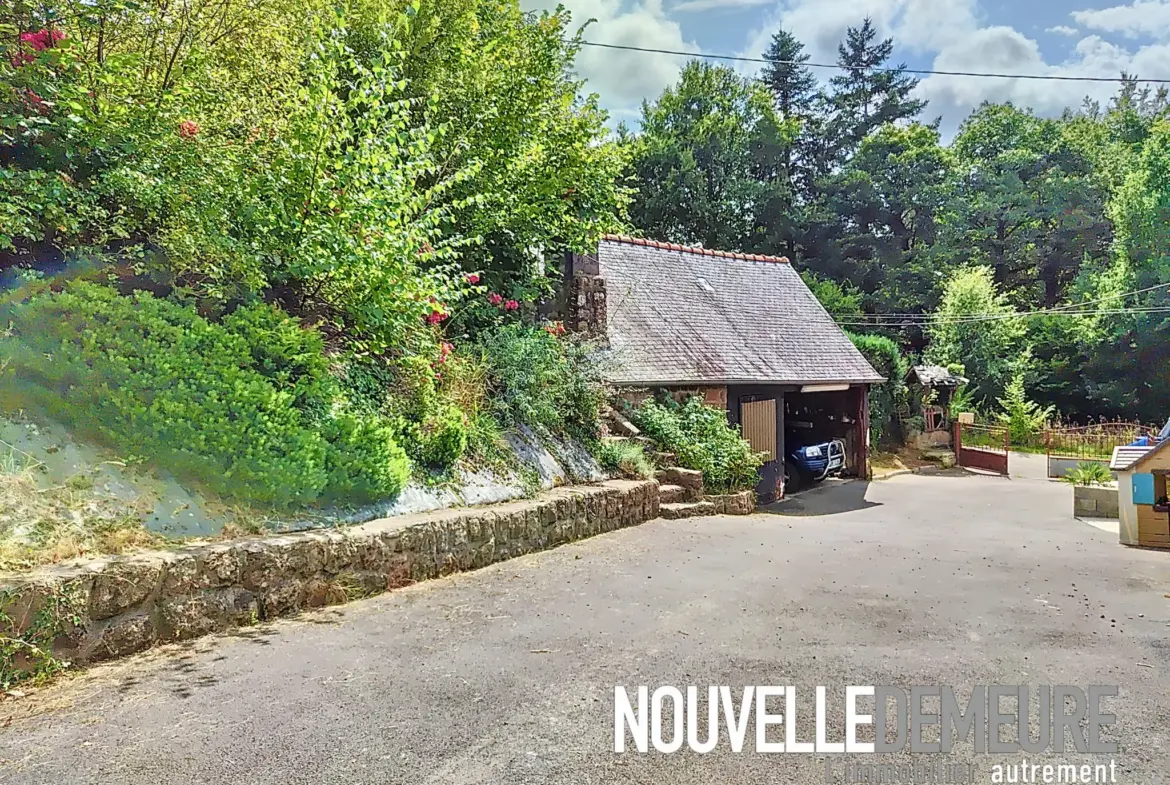 Longère à vendre à Saint Etienne en Cogles - 3 chambres et grand terrain 