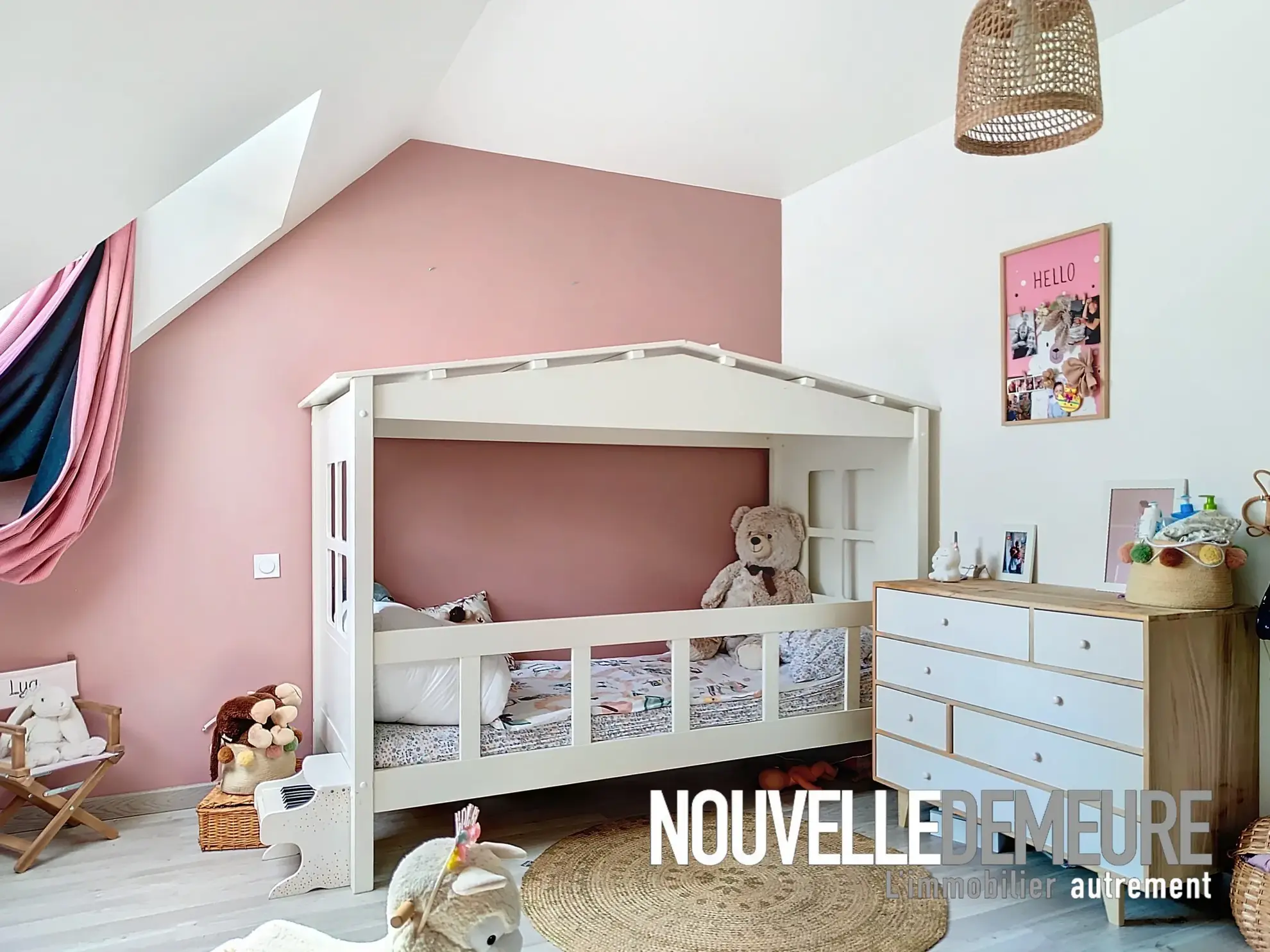 Longère à vendre à Saint Etienne en Cogles - 3 chambres et grand terrain 
