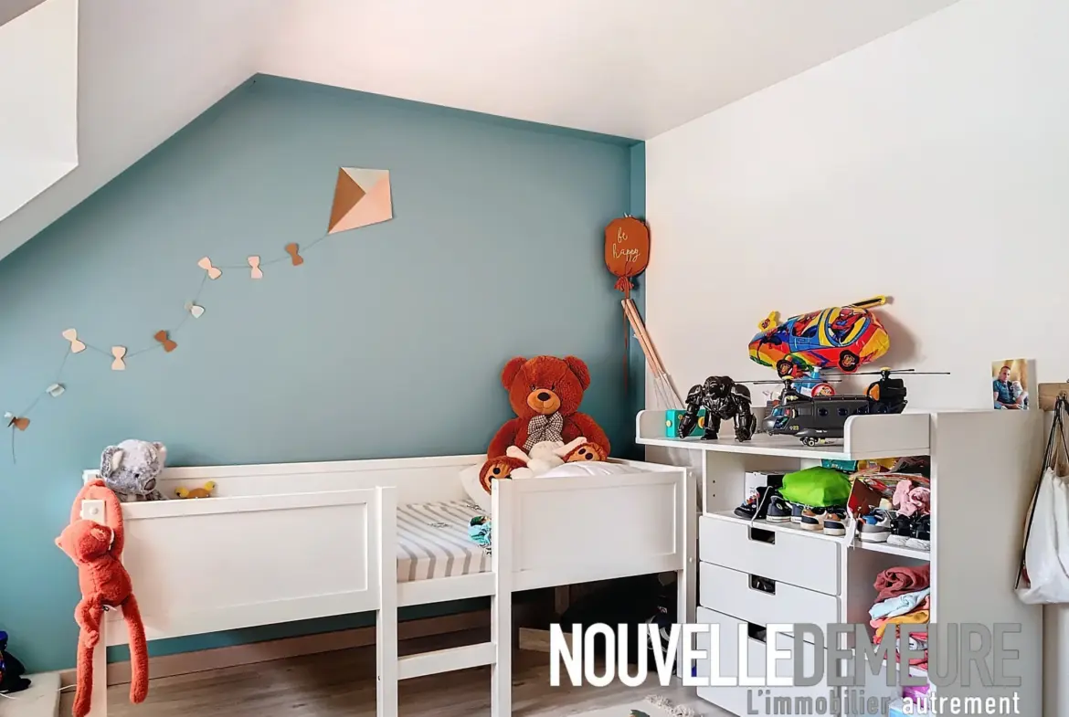 Longère à vendre à Saint Etienne en Cogles - 3 chambres et grand terrain 