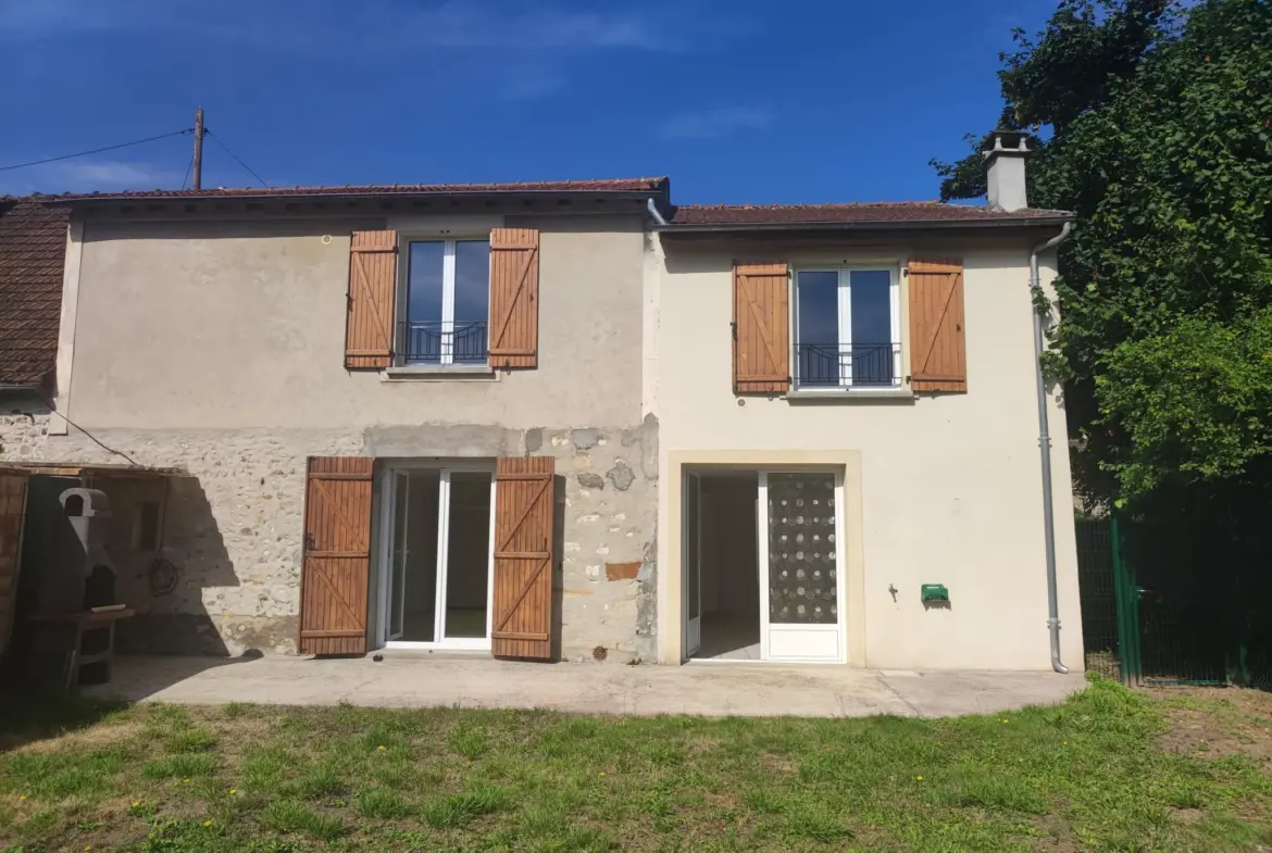 Maison rénovée à vendre à Dourdan - 3 chambres - Prêt à emménager 