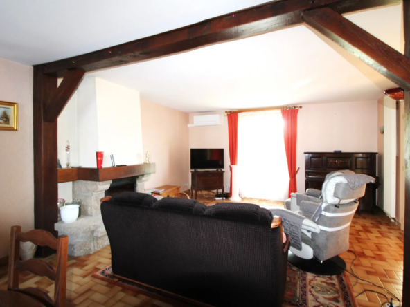 Maison à vendre à Saint-Barthelemy-d'Anjou - 6 chambres 