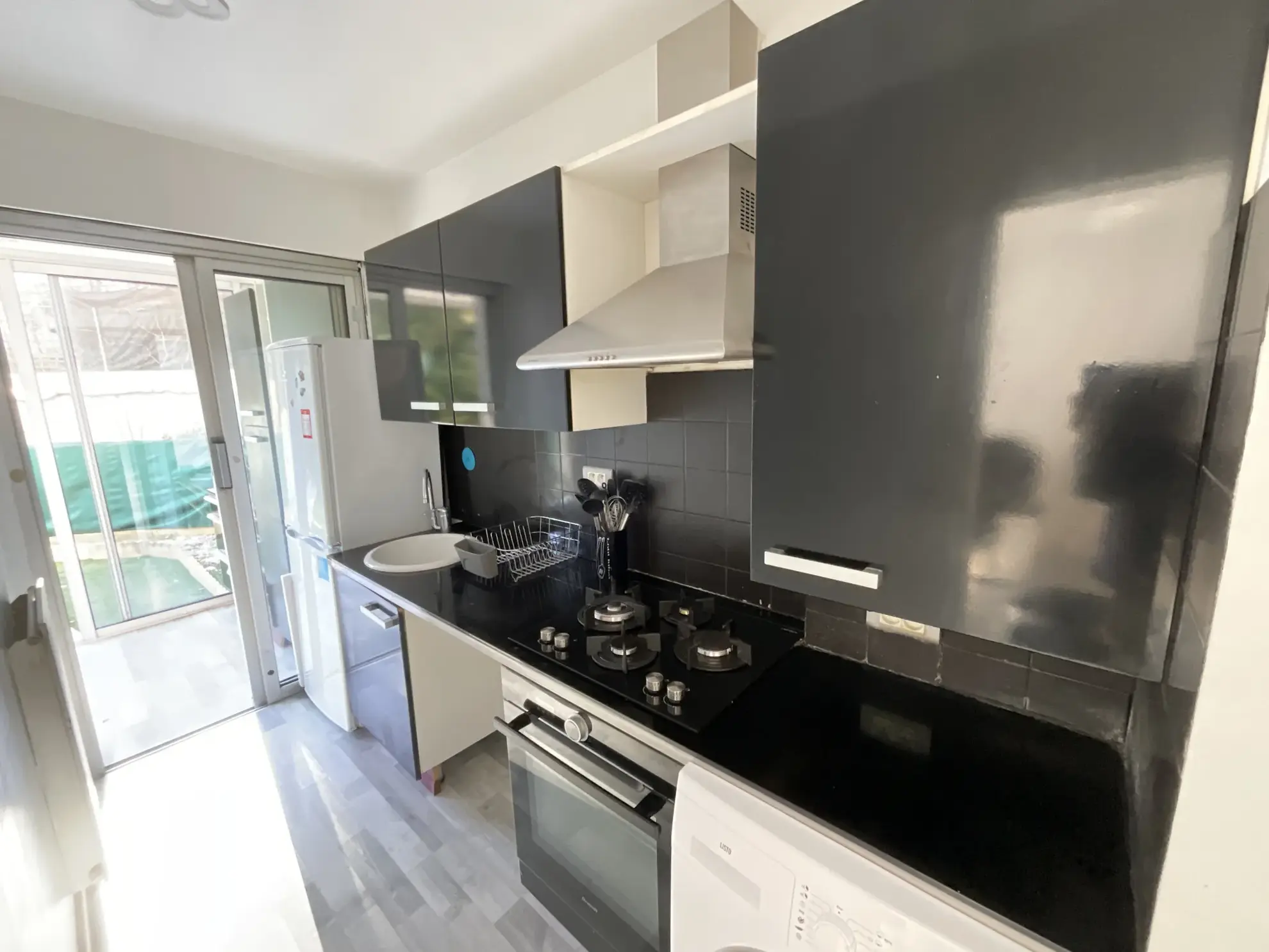 À vendre : appartement 2 pièces en centre-ville à Cagnes-sur-Mer 