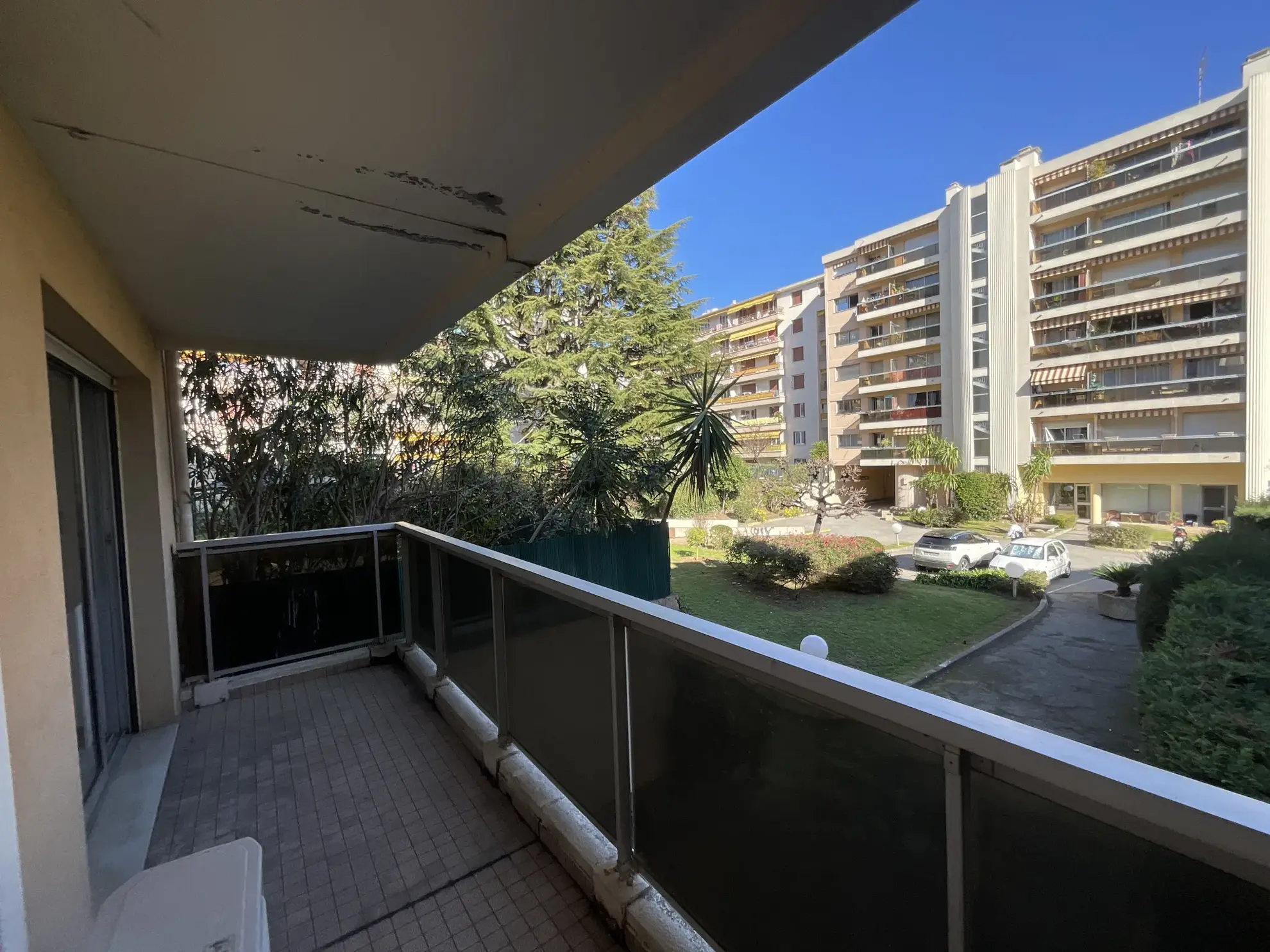 À vendre : appartement 2 pièces en centre-ville à Cagnes-sur-Mer 