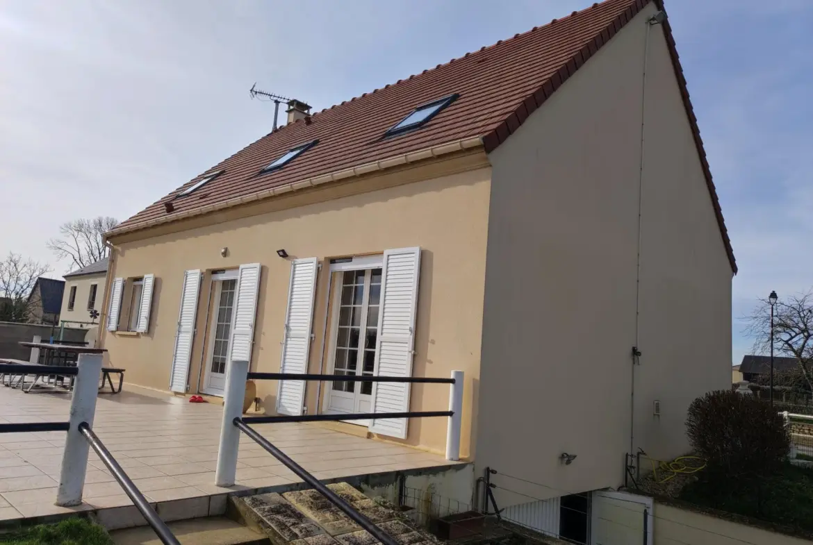 Belle maison à vendre à 15 minutes d'Auneau 