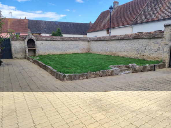 Maison ancienne rénovée à Auneau, 20 min d'Angerville 