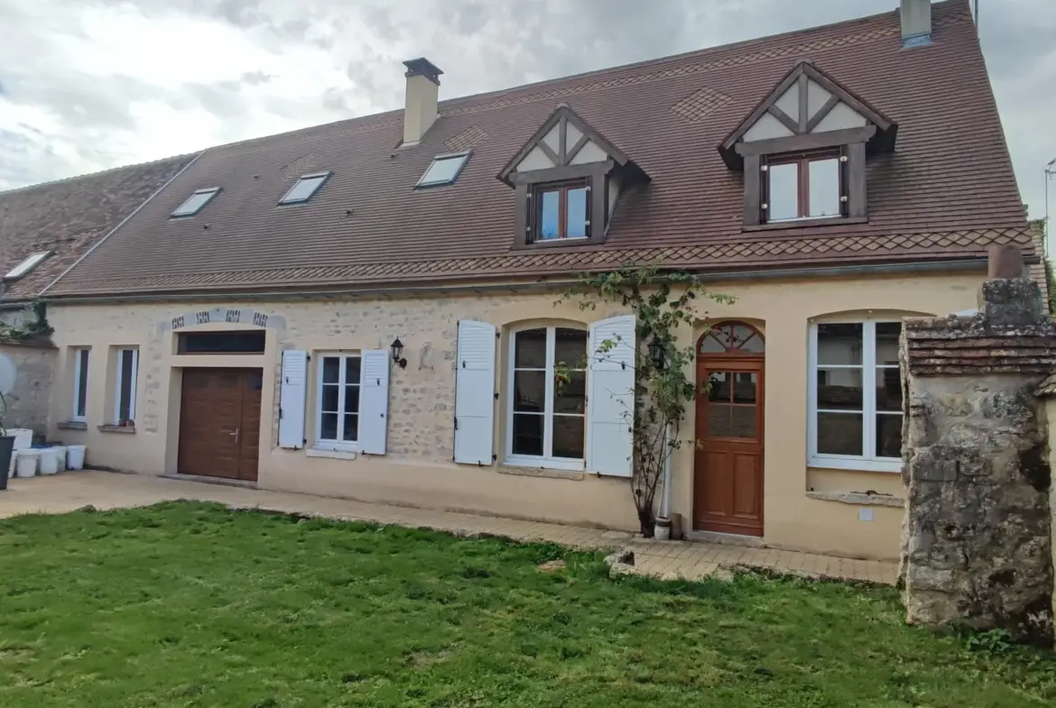 Maison ancienne rénovée à Auneau, 20 min d'Angerville 