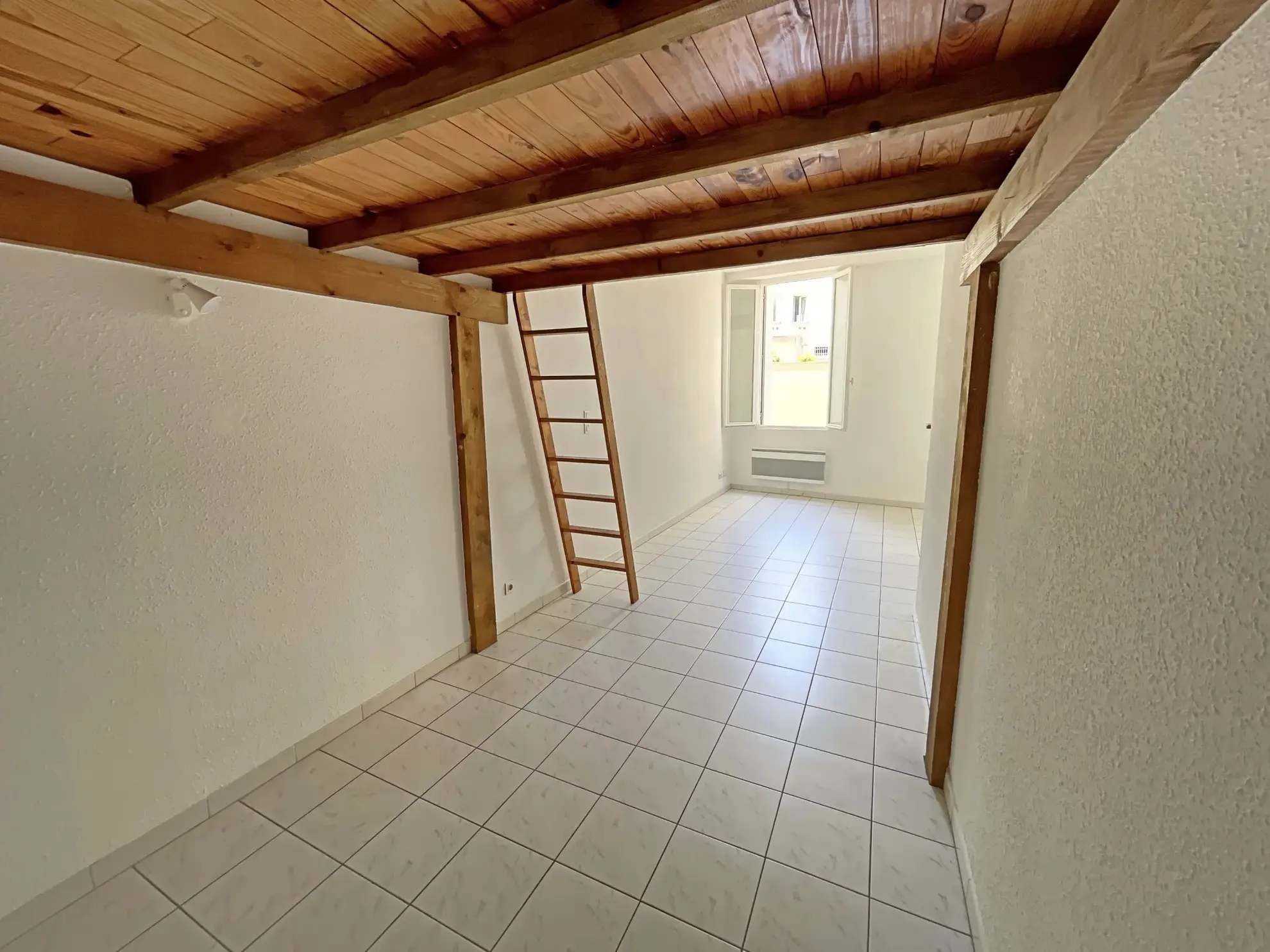 A vendre : Studio Mezzanine - Place de la Canourgue, Montpellier 