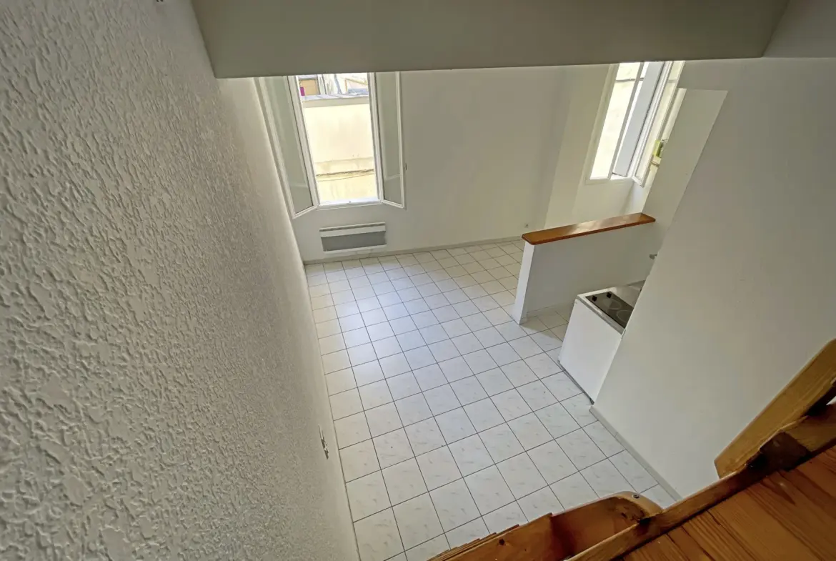 A vendre : Studio Mezzanine - Place de la Canourgue, Montpellier 