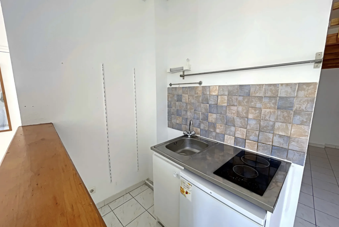 A vendre : Studio Mezzanine - Place de la Canourgue, Montpellier 