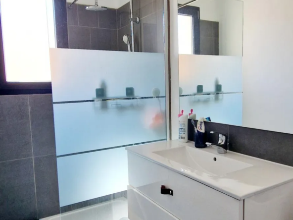 Villa 3 chambres à vendre à Bollène (84500) 
