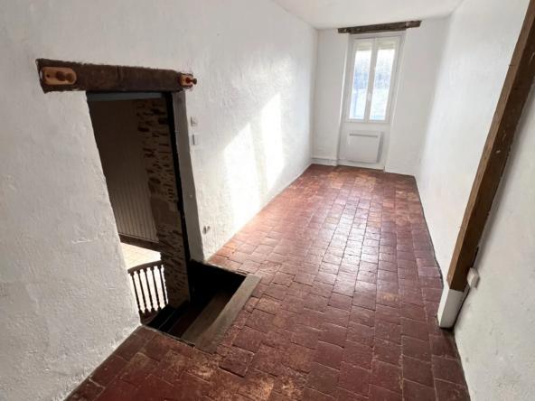Maison de village 3 chambres à vendre à Saint-Clément-De-La-Place 