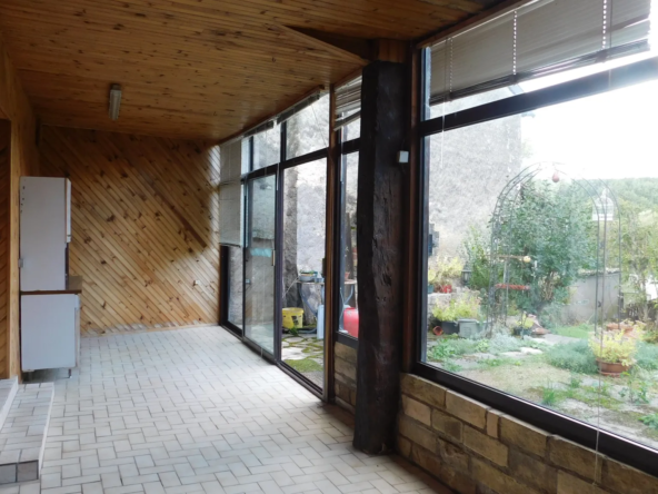 Grande Maison avec Jardin et Garage à Ugny-sur-Meuse 