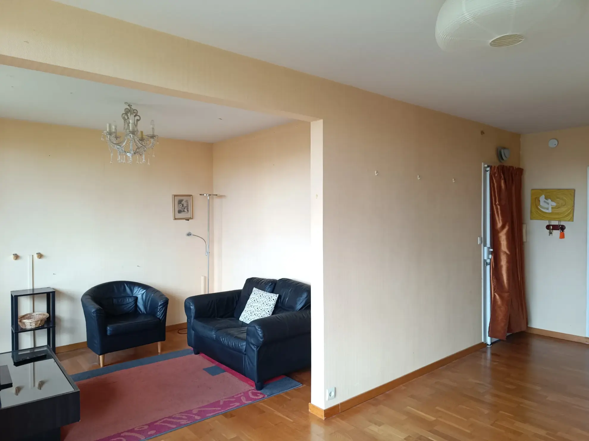 Appartement 92 m² avec balcon à Fontenay le Fleury 