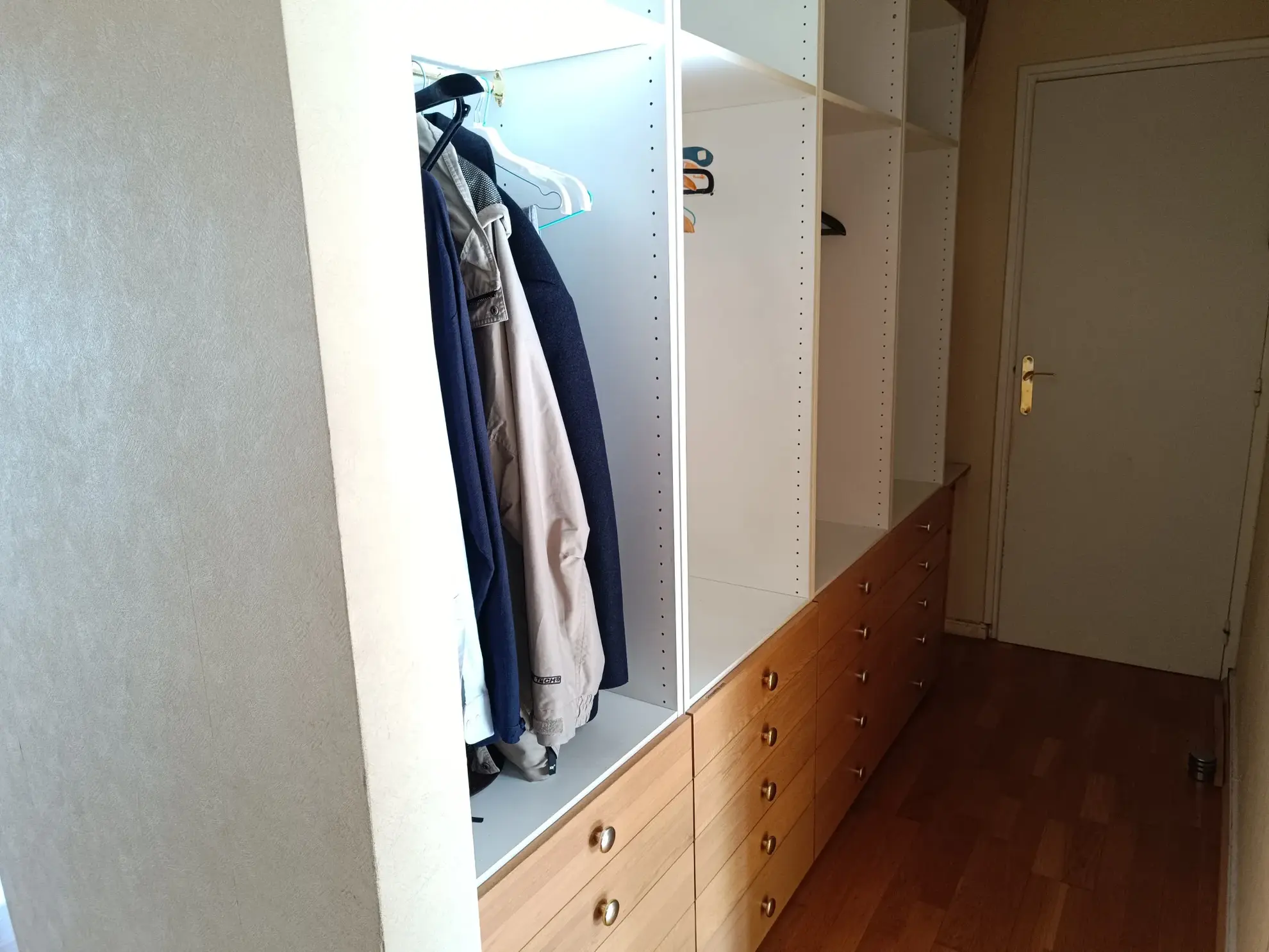 Appartement 92 m² avec balcon à Fontenay le Fleury 