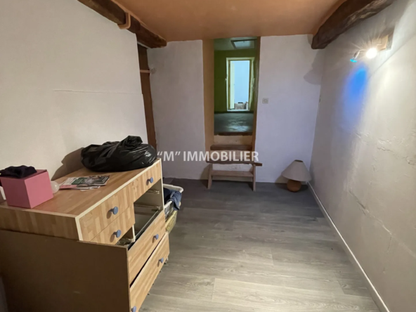 Maison en pierre à vendre à 5mn de Château-Thierry avec jardin et 4 chambres 