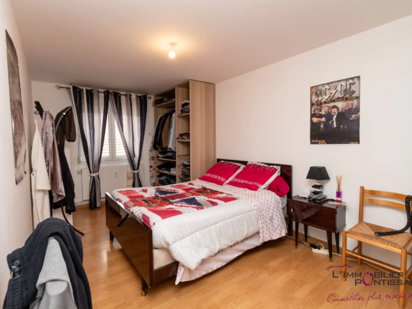 Vente Appartement lumineux 90 m² avec garage à Les Fourgs 
