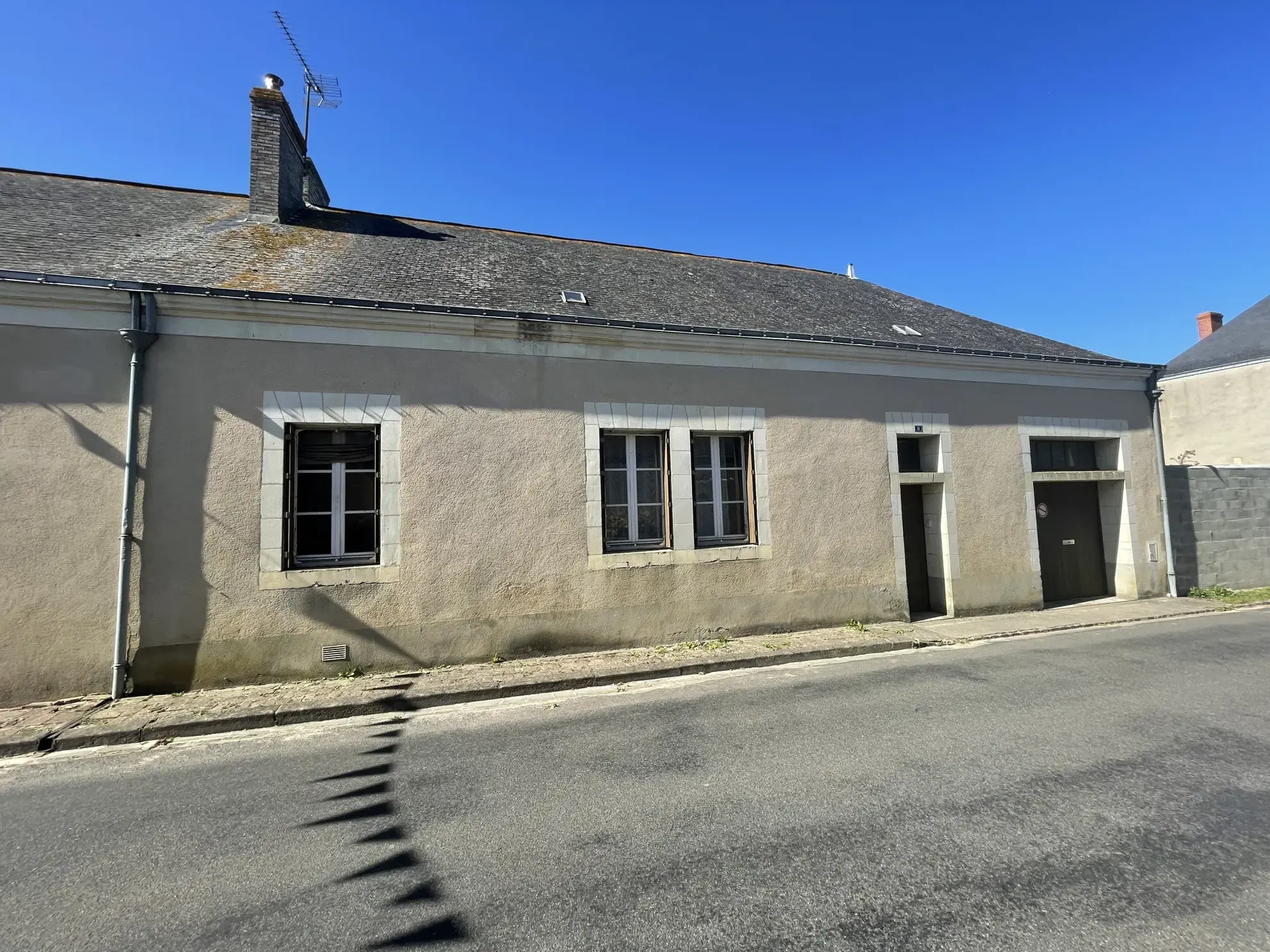 Maison de bourg à vendre à Genneteil, proche Le Lude - 98 m² 