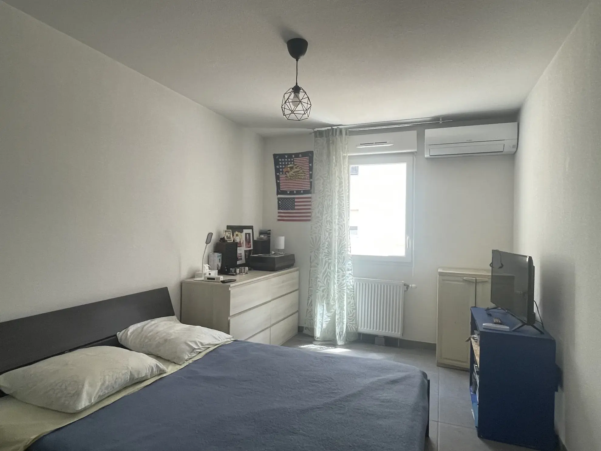Appartement 2 pièces lumineux à vendre à Toulon avec place de parking 