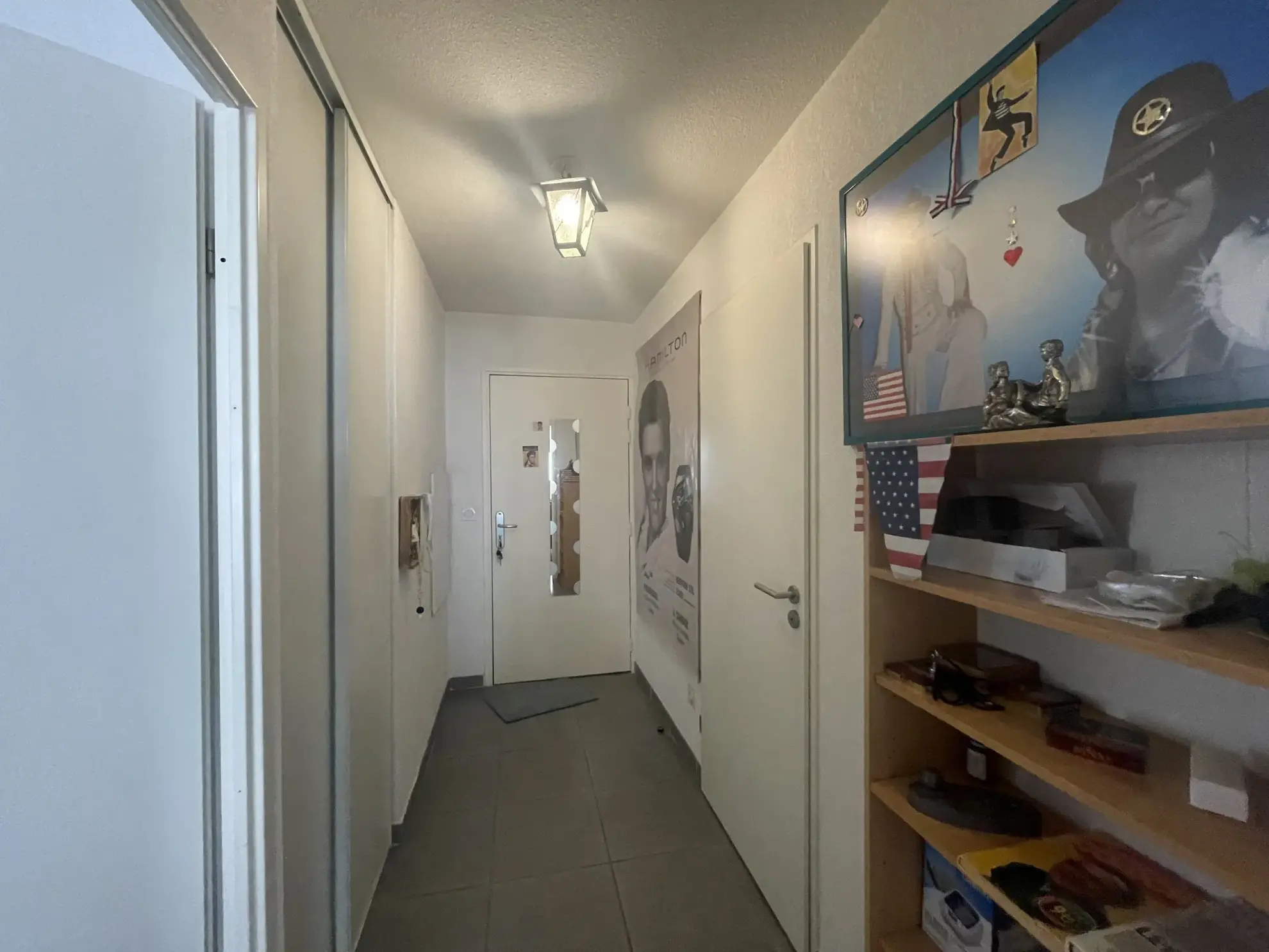 Appartement 2 pièces lumineux à vendre à Toulon avec place de parking 