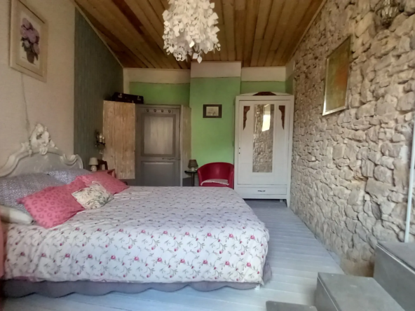 Maison de village au cœur de Mornas - 235 000 € 