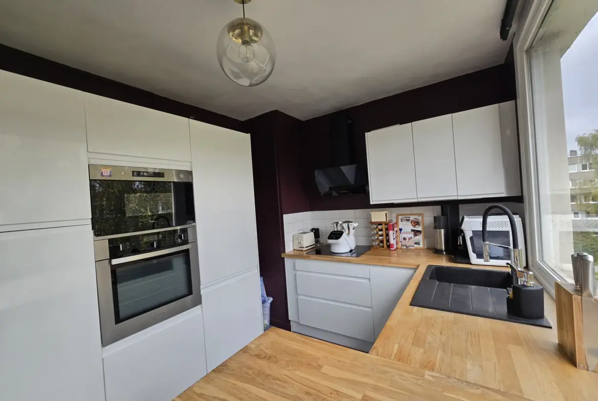 Appartement 4 pièces avec balcon à Marcq en Baroeul 