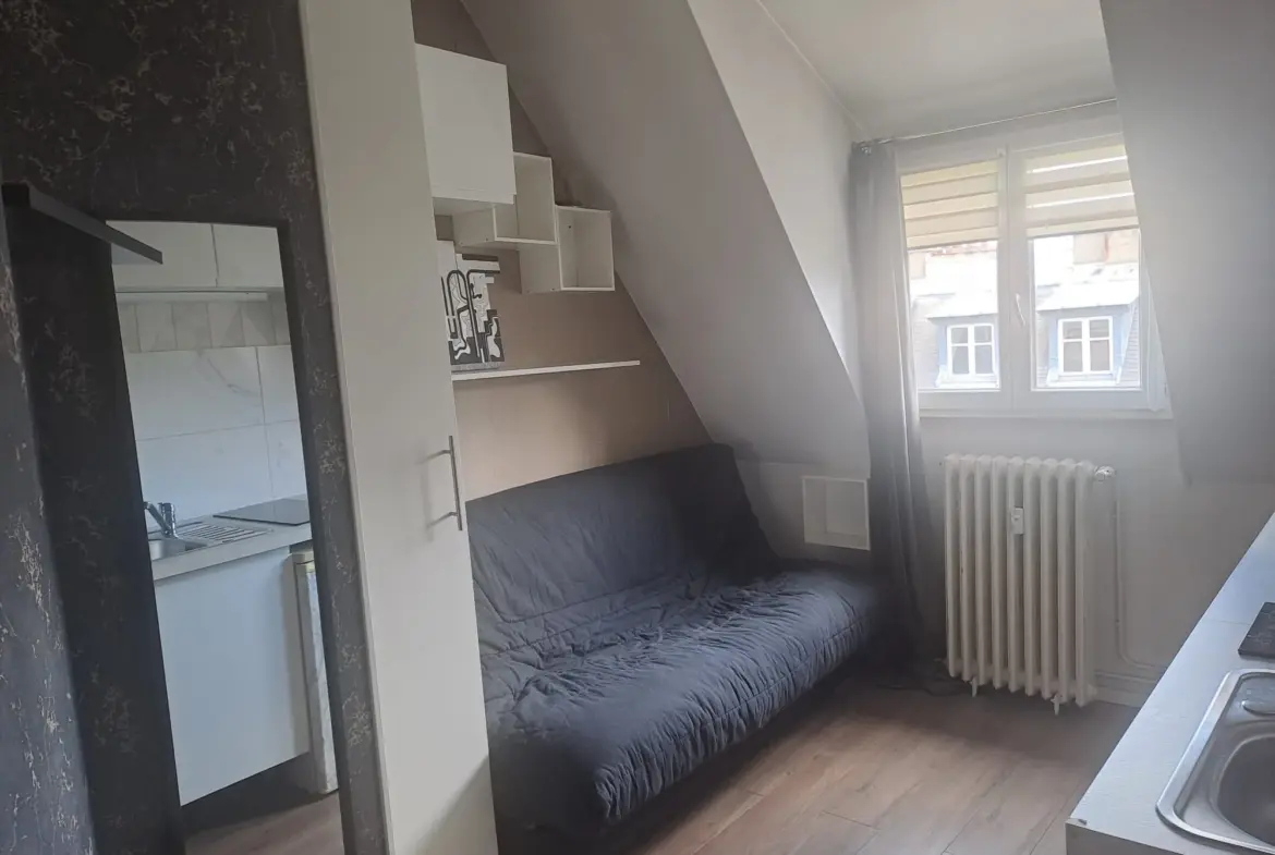 Studette meublée à vendre à Neuilly sur Seine - Coup de cœur assuré 