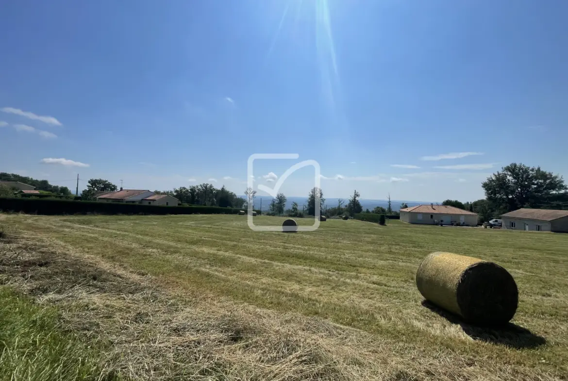 Terrain de 1 827 m² sur les hauteurs de Domme à vendre 