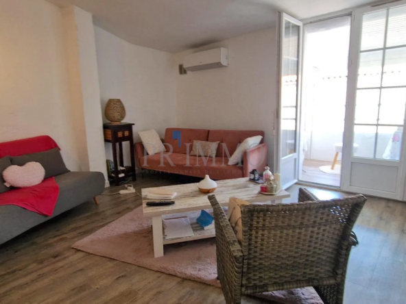 Grand Appartement T1 avec Terrasse en Vente à Fréjus 