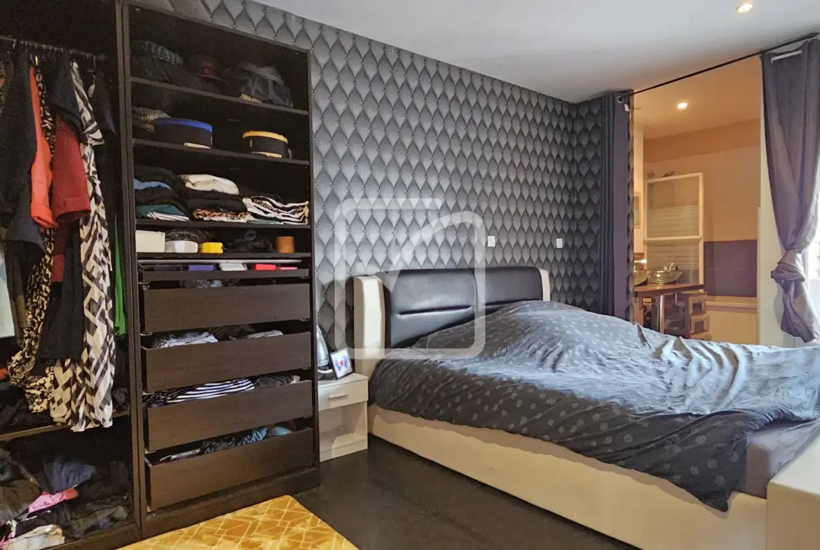 Charmant appartement en duplex de 5 pièces avec terrasse à Lys les Lannoy 