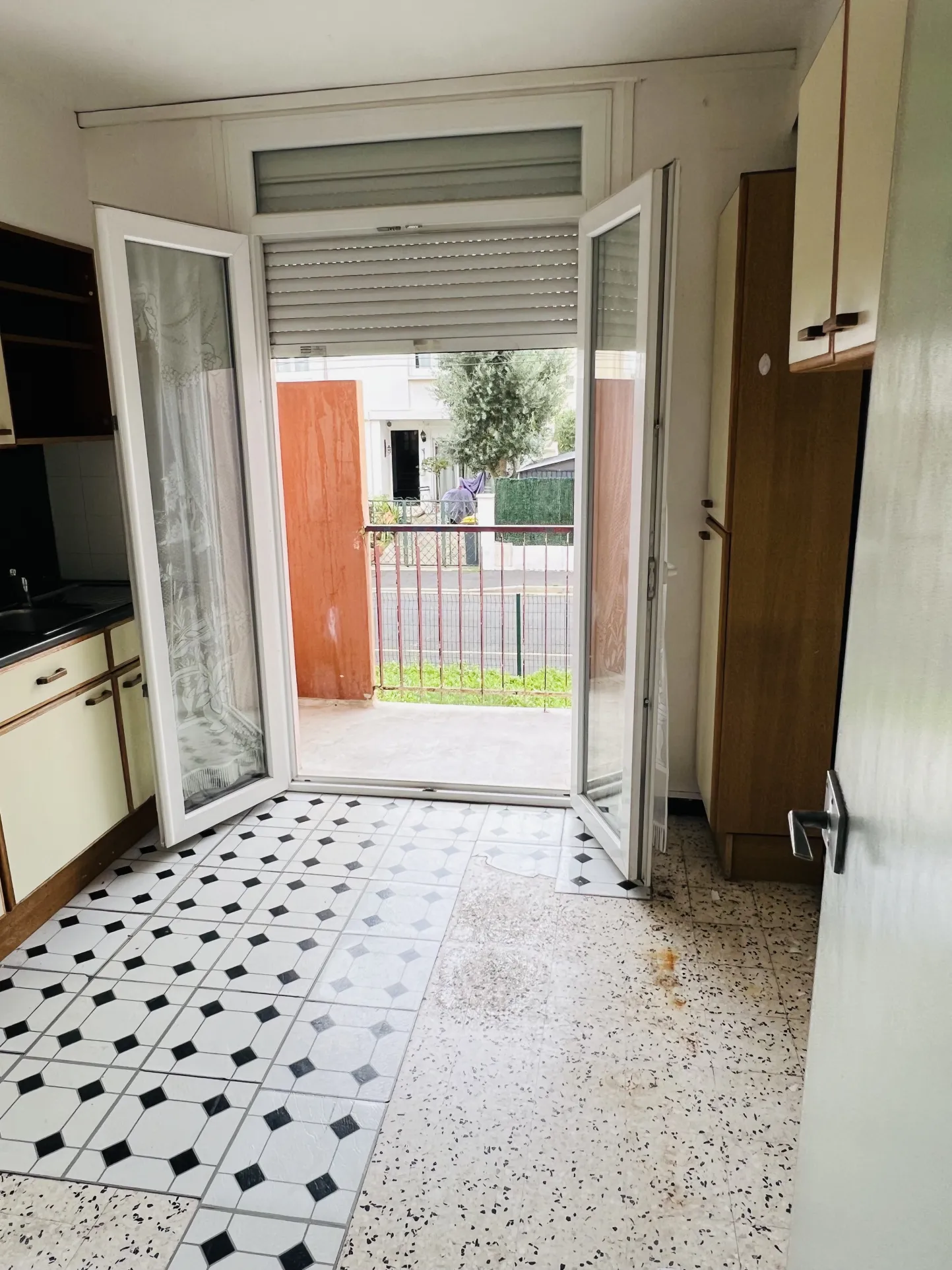 Appartement T4 à vendre à Lunel avec 2 balcons 