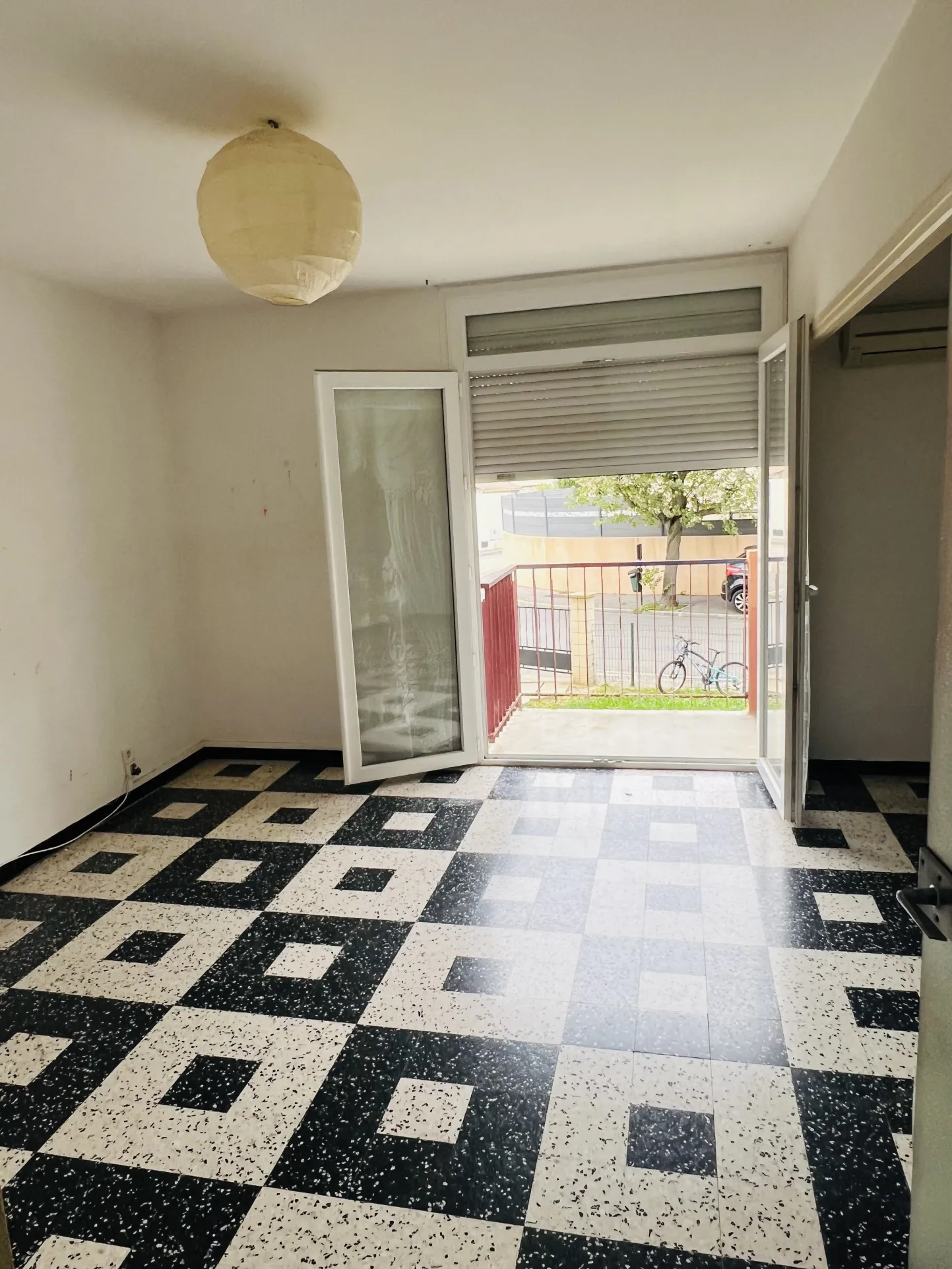 Appartement T4 à vendre à Lunel avec 2 balcons 