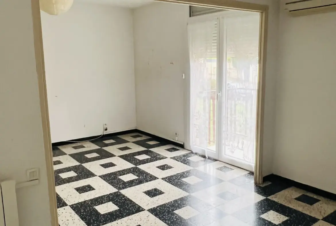 Appartement T4 à vendre à Lunel avec 2 balcons 
