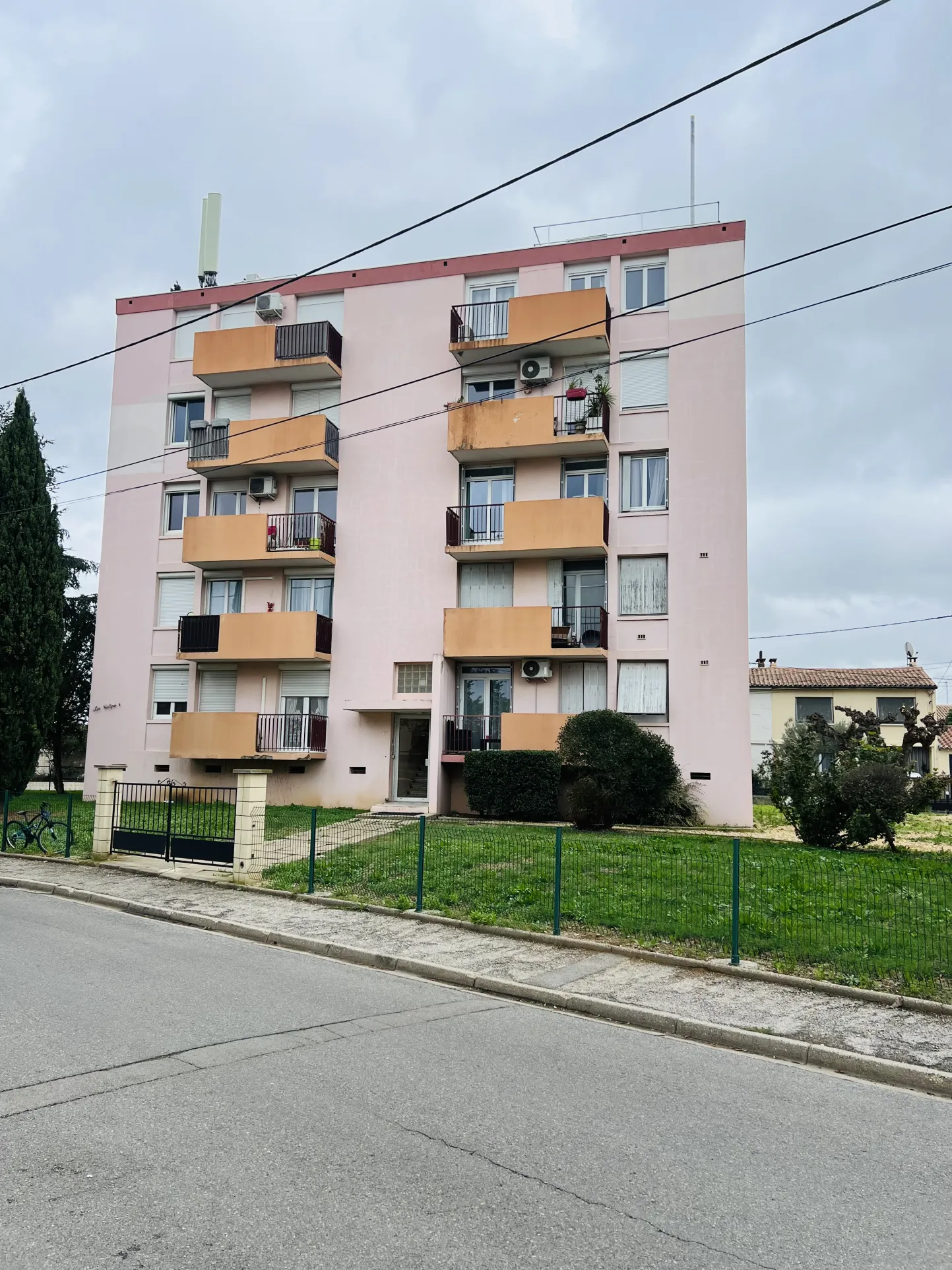 Appartement T4 à vendre à Lunel avec 2 balcons 