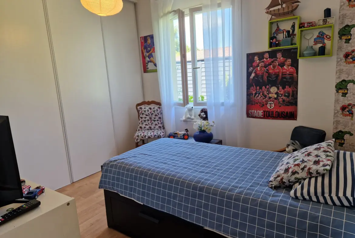 Maison de plain-pied à Langon avec 4 chambres et terrasse 