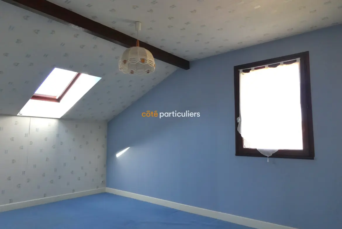 Maison d'architecte à vendre à Egletons avec potentiel locatif 