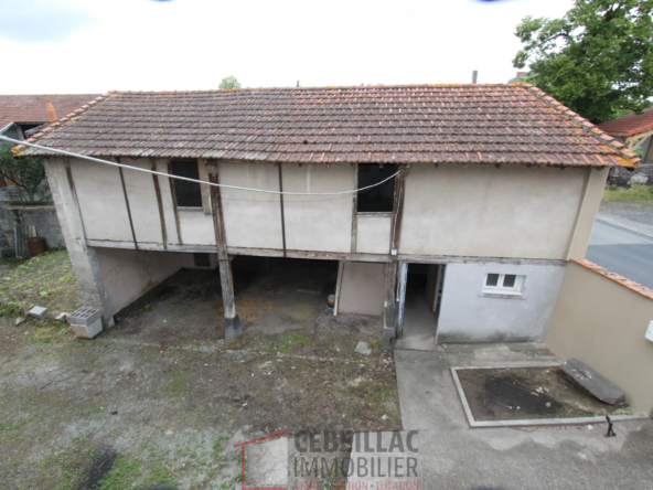 Maison avec jardin et dépendances à vendre à Saint-Laure, proche d'Ennezat 
