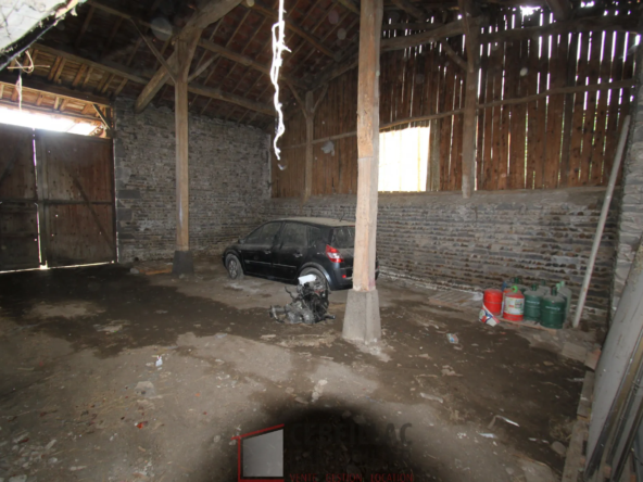 Maison avec jardin et dépendances à vendre à Saint-Laure, proche d'Ennezat 