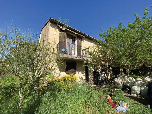 Vente Maison T5 à Pont-Saint-Esprit pour 90 000 € 