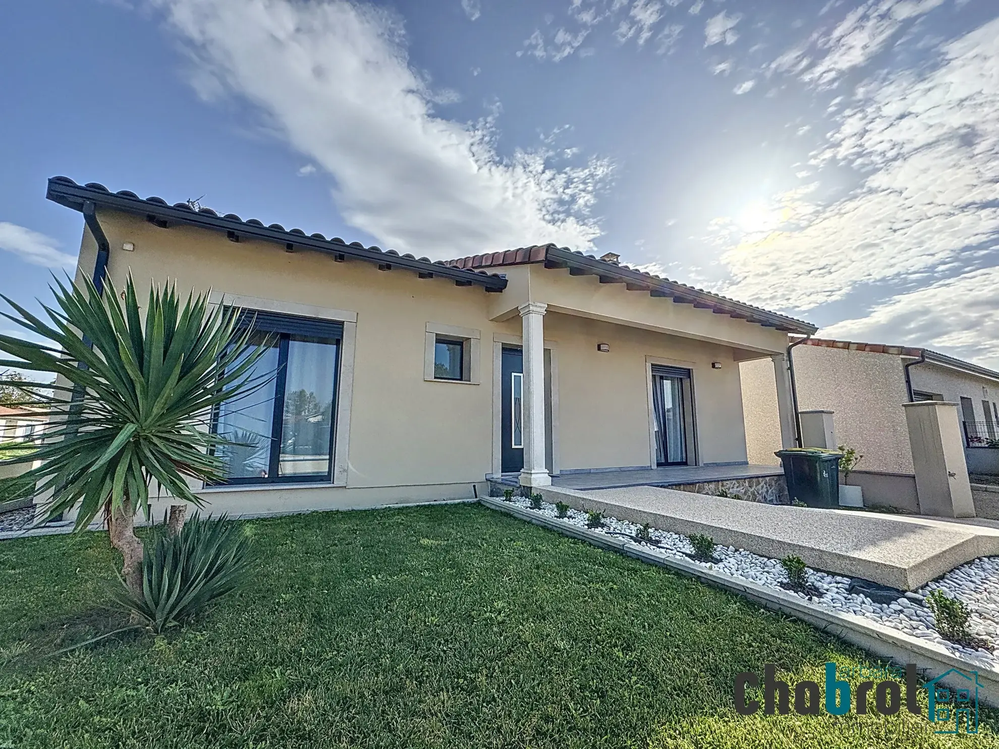 Charmante maison contemporaine à vendre à Pompignan 