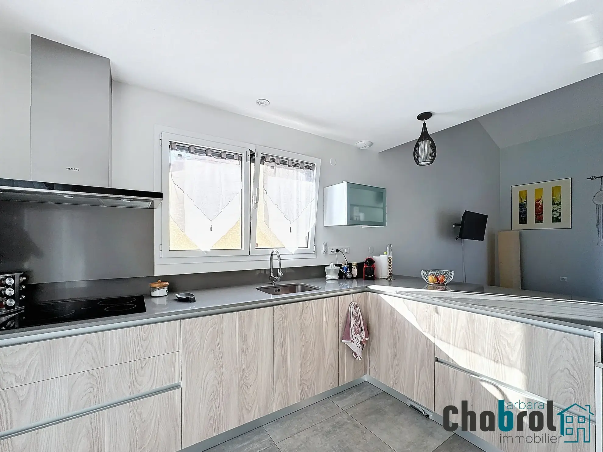 Charmante maison contemporaine à vendre à Pompignan 