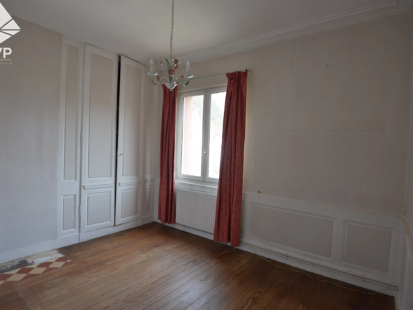 Appartement lumineux 4 chambres à vendre au centre-ville de Bolbec 