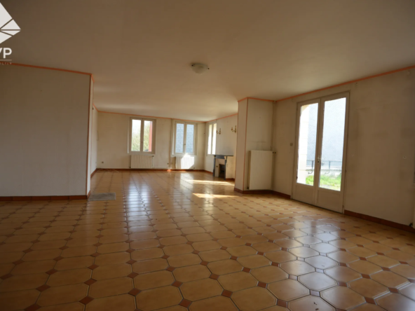 Appartement lumineux 4 chambres à vendre au centre-ville de Bolbec 