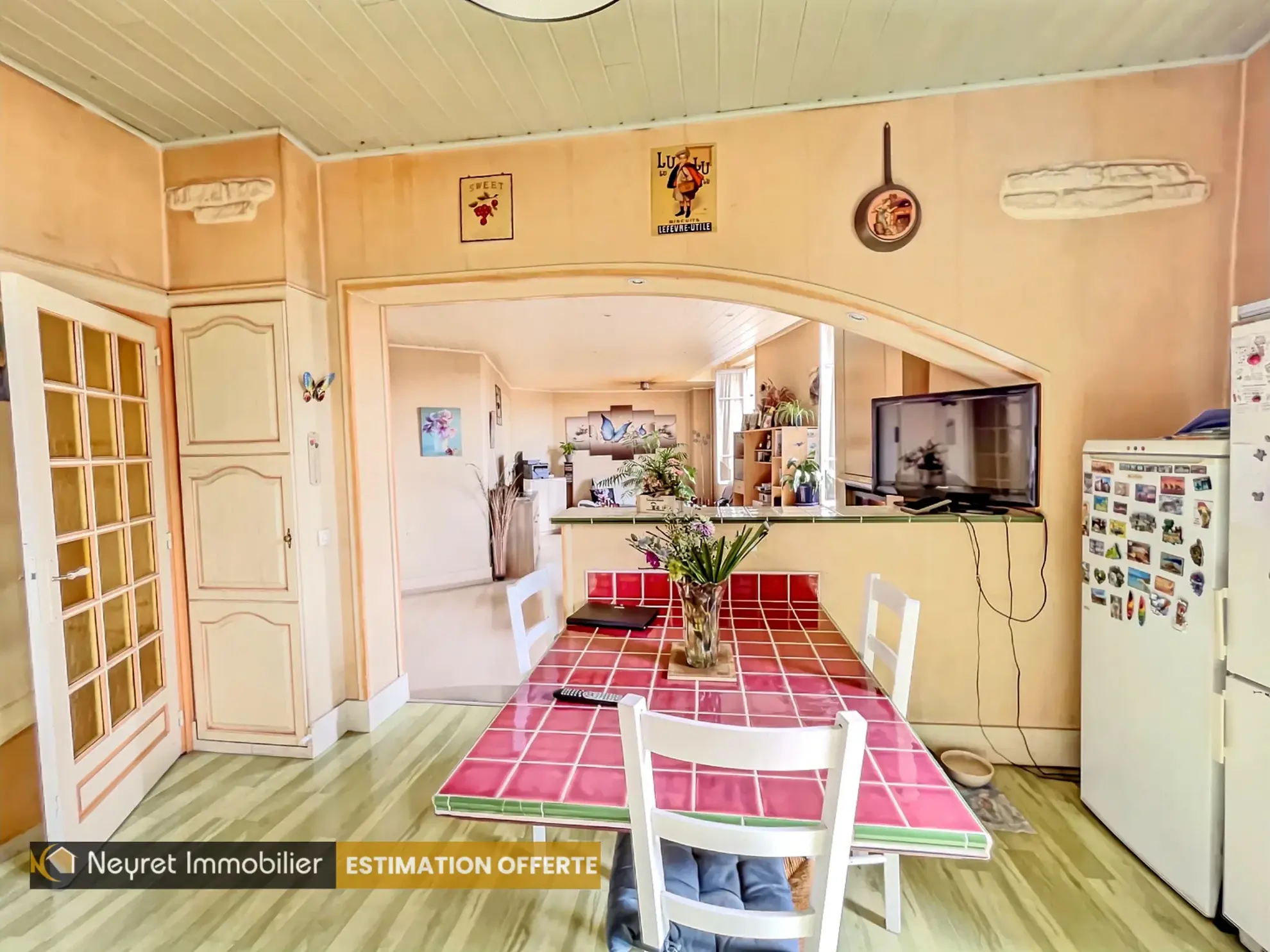 Maison de village avec cour privative et garage à Grigny 