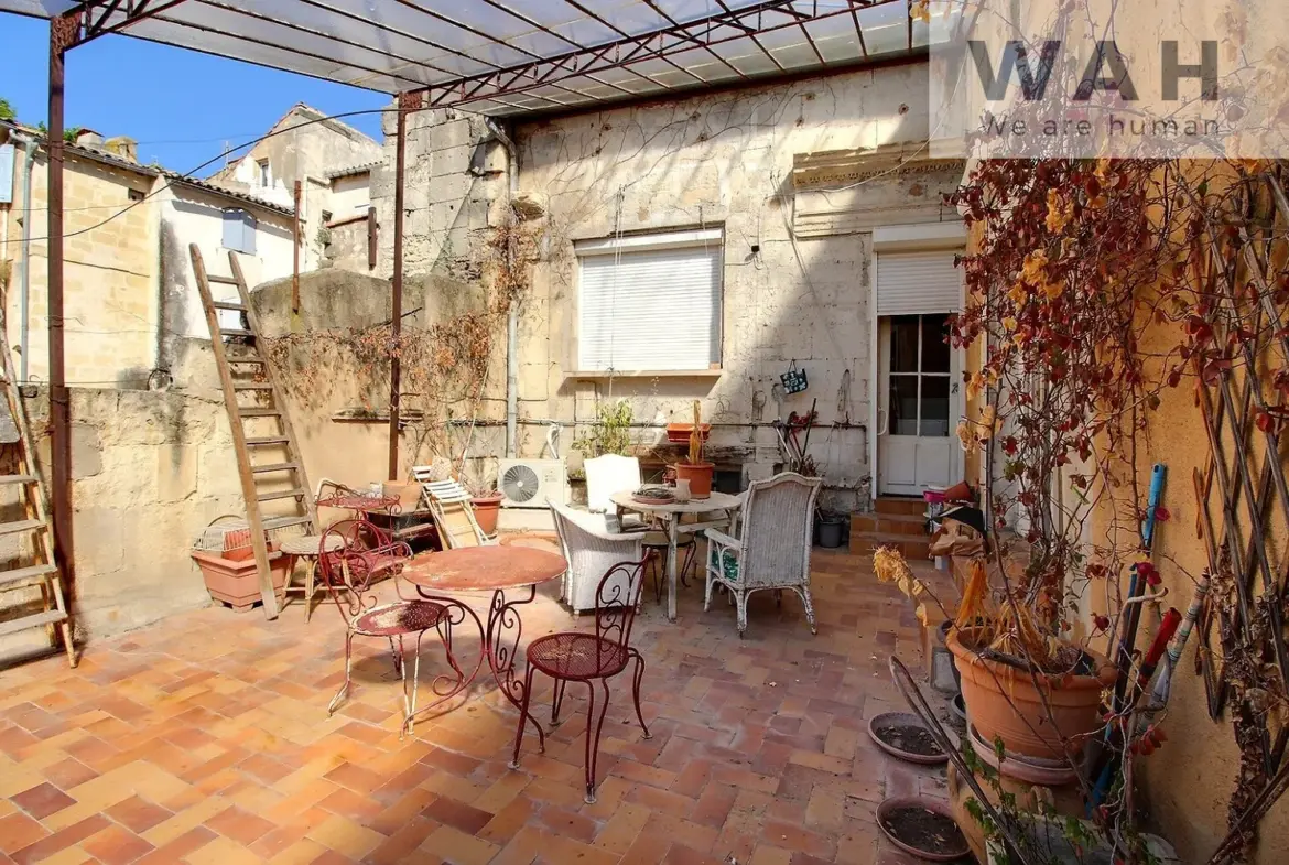 Vente Appartement de Caractère 7 pièces à Sommières 30250 