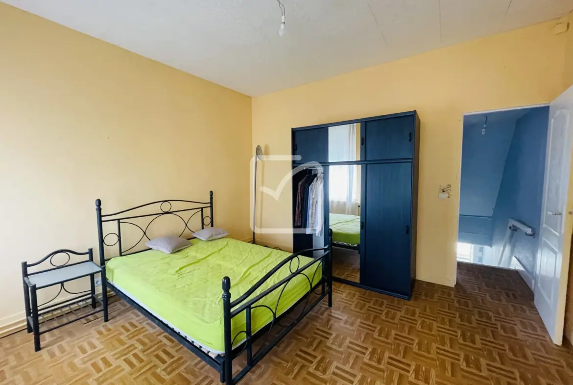 Maison semi-mitoyenne à vendre à Maubeuge - 86 m2 