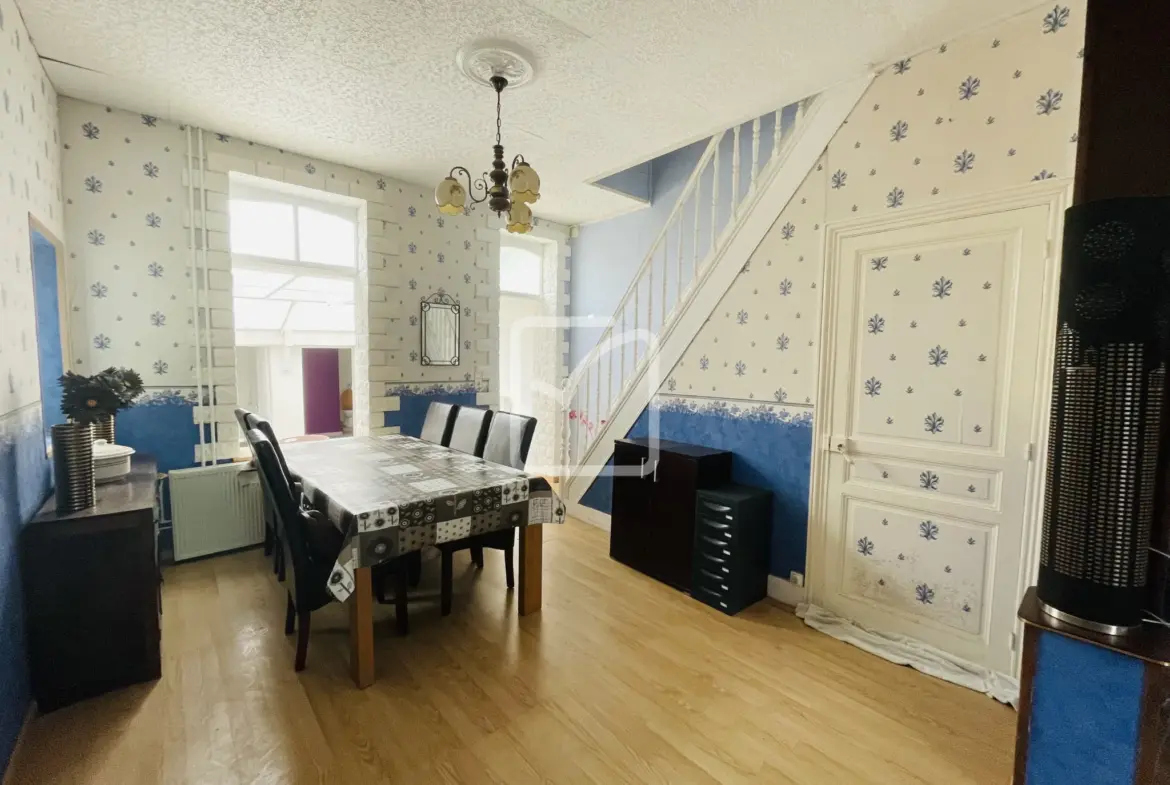 Maison semi-mitoyenne à vendre à Maubeuge - 86 m2 