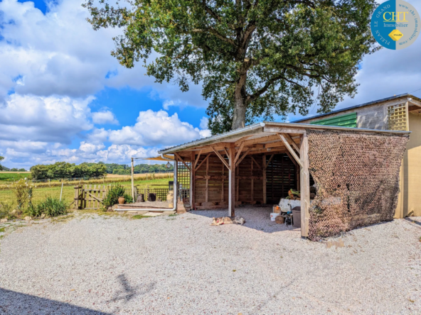 Maison à Vendr à Guer - 4 Chambres, 6 331 m² de Terrain 